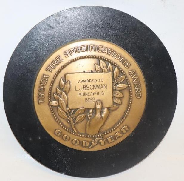 1959 Bronze/Wood Goodyear Truck Tire Specifications Award Plaque (1 of 2)