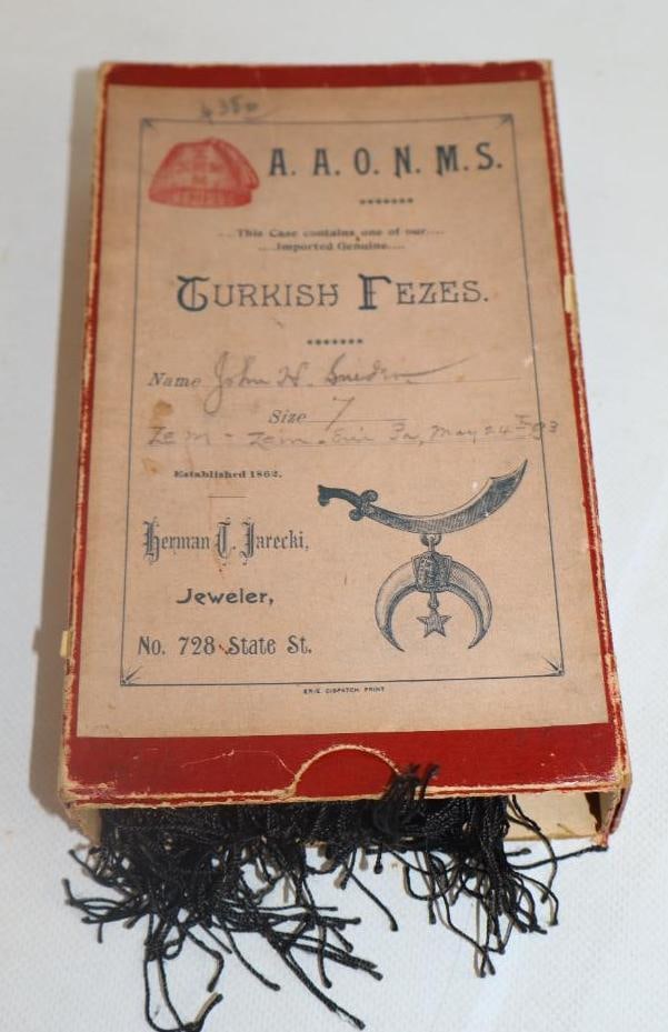 Zemzem Masonic Temple Turkish Fezes In Original Box: 4.50" x 7.50" x 2"