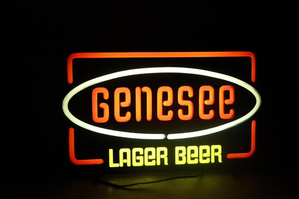 Group of 2 Genesee Cream Ale And Genesee Lager Light Up Window Beer Sign (1 of 6)