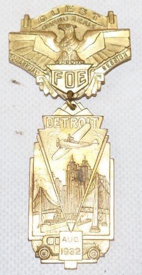 1924 Fraternal Order of Eagles Detroit Guest Pin Back Badge (1 of 2)