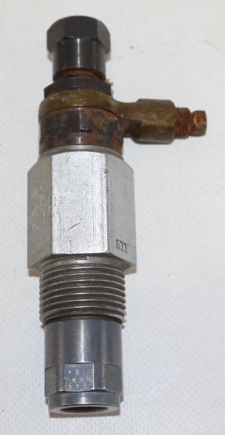 American Bosch Early Automobile Spark Plug (1 of 3)