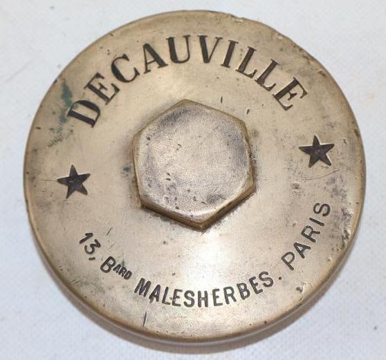 Decauville Paris Brass Threaded Carriage Hubcap (1 of 2)