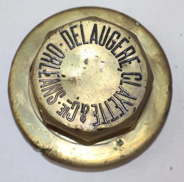 Delaugere Clayette & Cie Orleans Brass Threaded Automobile Hubcap: 4" diameter