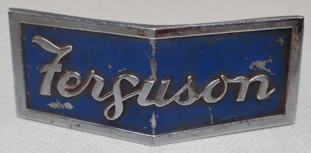 Massey Ferguson TE 20 Radiator Emblem Badge (1 of 2)