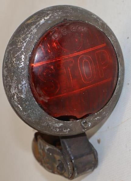 Glass Stop Accessory Light: 3.25" x 4.50" x 3" glass lens has a couple of chips