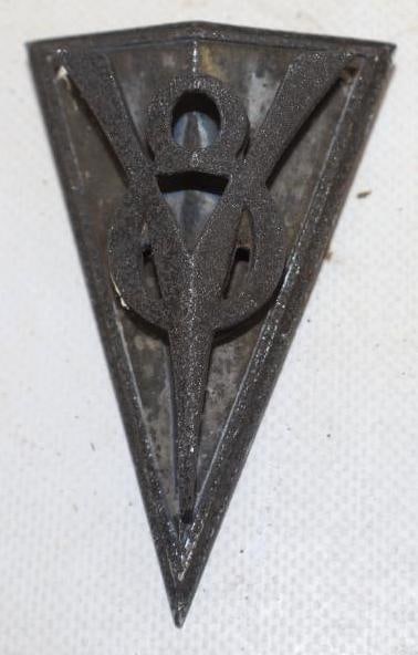 1934 Ford V-8 Grill Emblem (1 of 2)