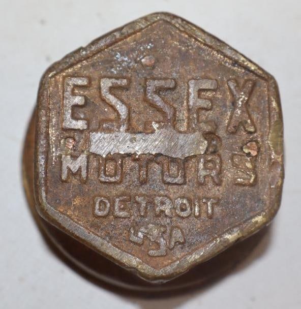 Essex Motors Detroit Brass Threaded Automobile Hubcap (1 of 2)