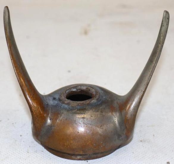 Winged Threaded Brass Radiator Cap (1 of 3)