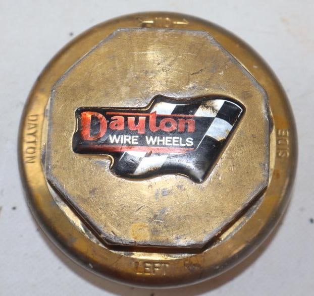 Dayton Wire Wheels Brass Threaded Automobile Hubcap (1 of 2)
