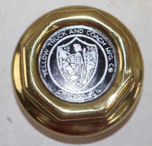 Yellow Truck And Coach MFG Co. Brass Threaded Automobile Hubcap (1 of 2)