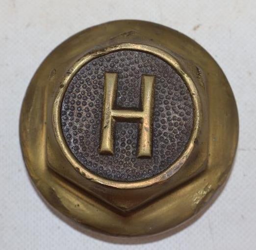 Halladay Brass Threaded Automobile Hubcap (1 of 2)