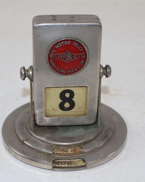 Republic Motor Truck Co Inc Desk Top Flip Top Calendar w/ Cloisonne Emblems (1 of 3)