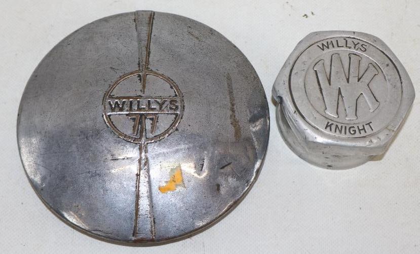 Group of 2 Willys Knight And Willys 77 Automobile Hubcaps: 5.50" diameter largest