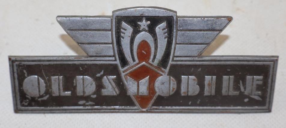 1940's Oldsmobile Trunk Emblem (1 of 2)