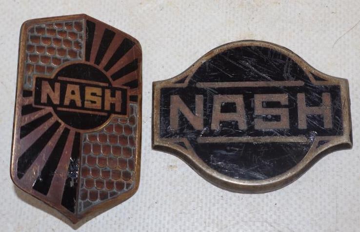 Group of 2 1926-28 and 1928-31 Nash Cloisonne Radiator Emblem Badges (1 of 2)