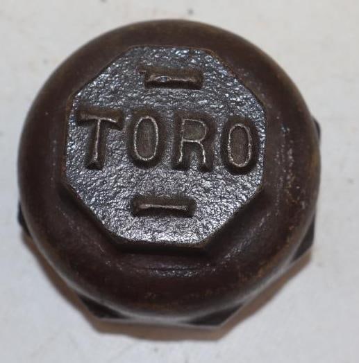 Toro Cast Steel Tractor Hubcap (1 of 2)