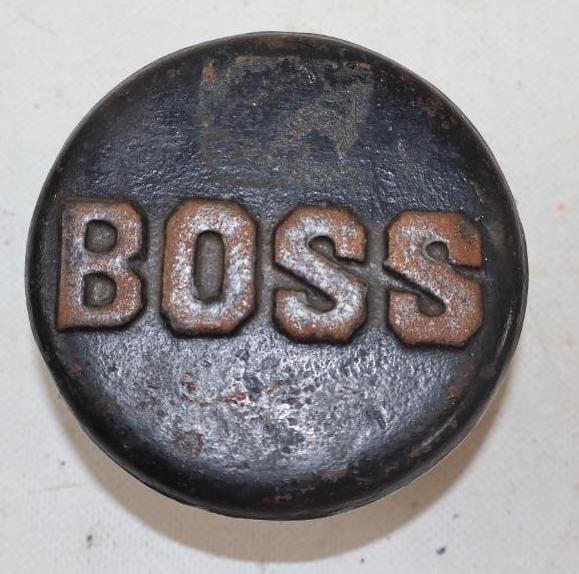 Boss Cast Steel Automobile Hubcap (1 of 2)