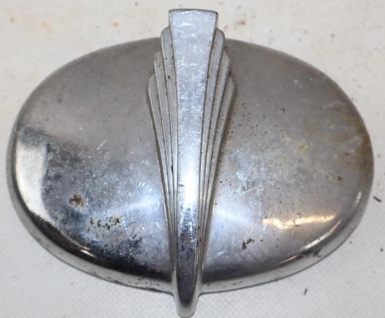 Early Automobile Radiator Cap Hood Ornament (1 of 2)