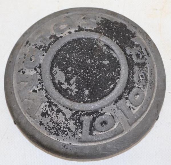 Embossed Wards Lo Load Automobile Hubcap: 4.75" diameter