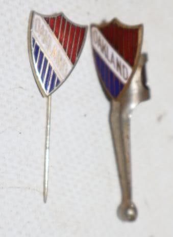 Group of 2 Cloisonne Oakland Motor Car Co Advertising Pencil Topper And Stick Pin: 1.50" x .50" largest