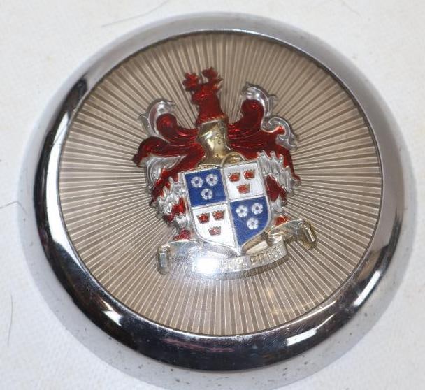 1940's Kaiser-Fraser Steering Wheel Horn Button: 4.50" diameter