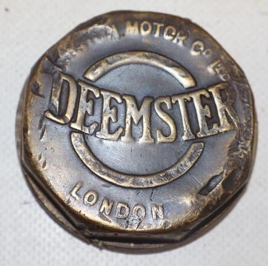 Deemster Motor Co. London Brass Threaded Hubcap: 2.25" diameter