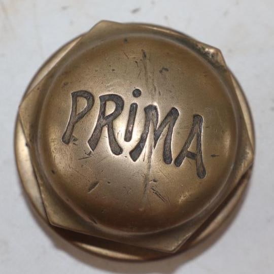 Prima Threaded Brass Automobile Hubcap (1 of 2)