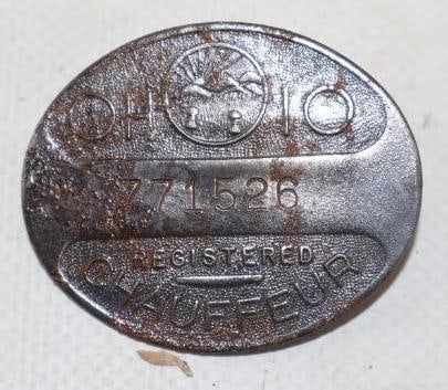 1930's Ohio Licensed  Chauffeur Pin Back  Badge (1 of 2)