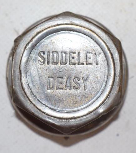 Siddeley Deasy Threaded Automobile Hubcap: 2" diameter