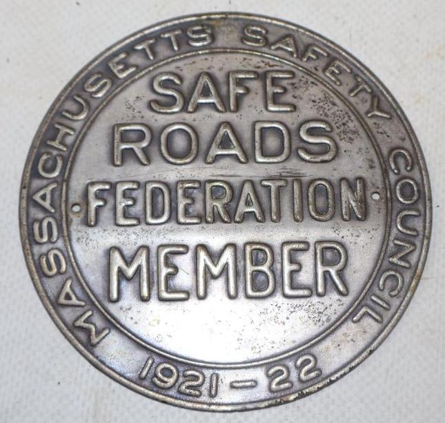 1921/22 Massachusetts Safety Roads Federation Member Radiator Badge: 3.50" diameter