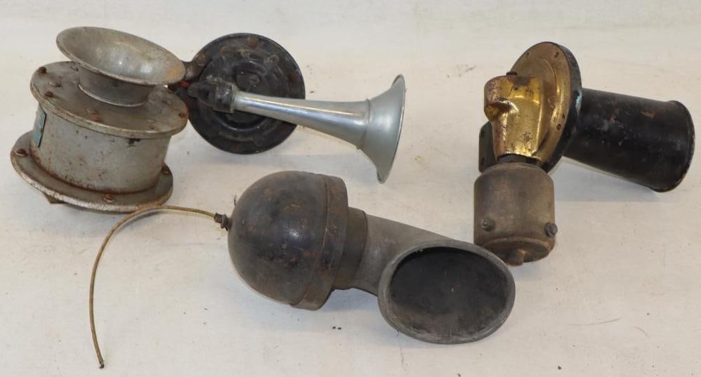 Group of 4 Early Automobile Horns (1 of 5)