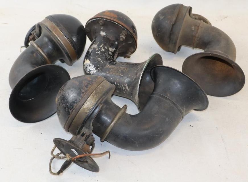 Group of 4 Early Automobile Horns (1 of 5)