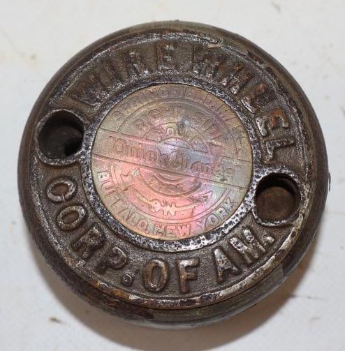 Wire Wheel Corp Of America Quick Change Automobile Hubcap (1 of 2)