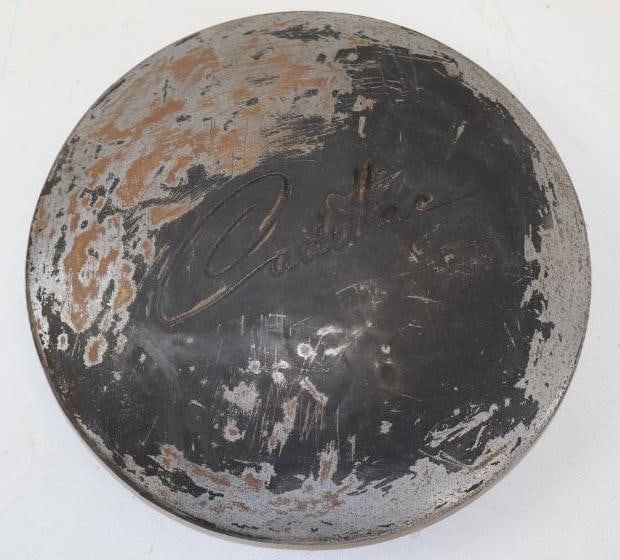 1930's Cadillac Hubcap Wheel Cover (1 of 2)