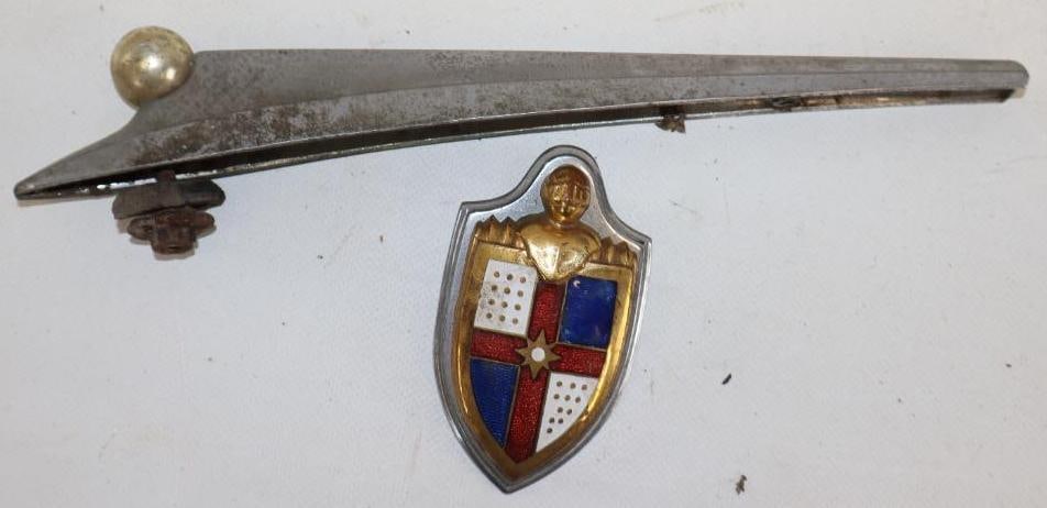 1940's/50's Lincoln Trunk Emblem And Ford Hood Ornament (1 of 2)
