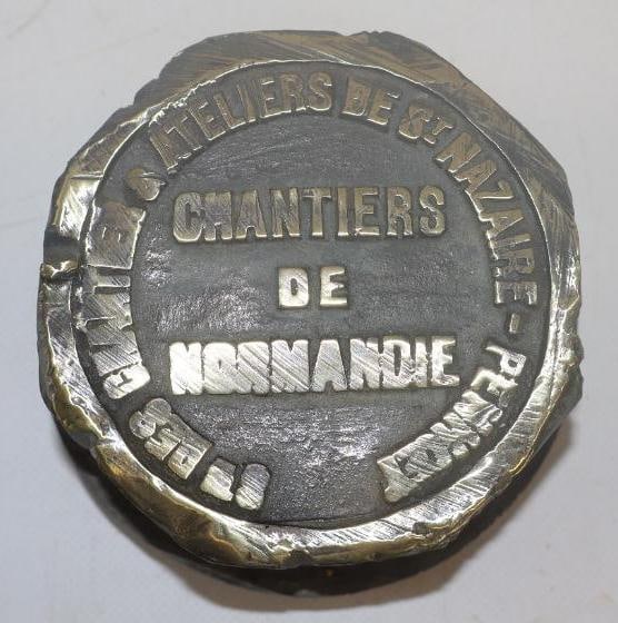 Chantiers De Normandie Brass Threaded Automobile Hubcap (1 of 2)