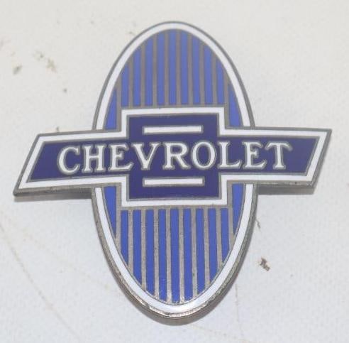 1929 - 1931 Chevrolet Radiator Emblem Badge (1 of 2)