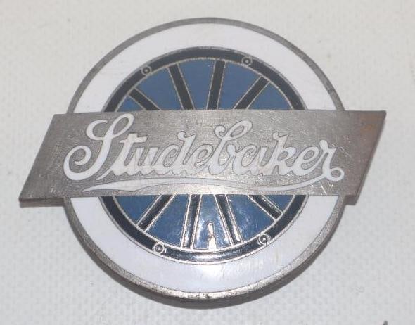 1924 - 1926 Studebaker Radiator Emblem Badge (1 of 2)