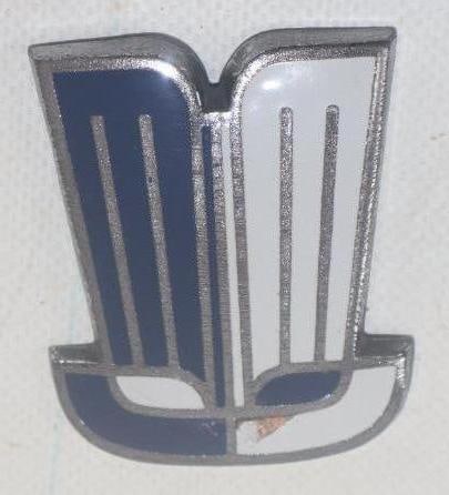 Triumph Radiator Emblem Badge: 2.25" x 1.5", cloisonne