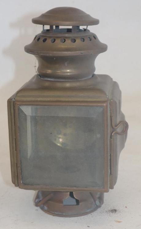 Early Automobile Indiana No.2 Brass Jeweled Side Light (1 of 4)