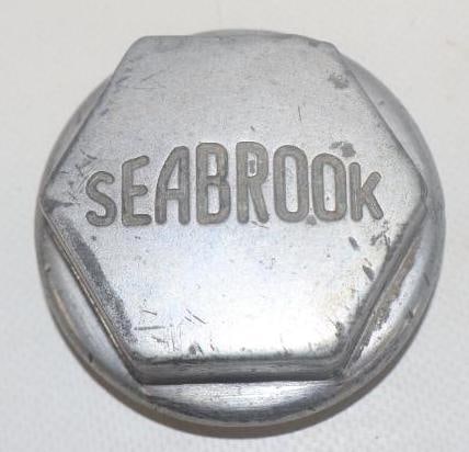 Seabrook Threaded Automobile Hubcap: 2.50" diameter