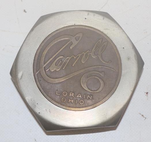 Carroll Threaded Automobile Hubcap (1 of 2)