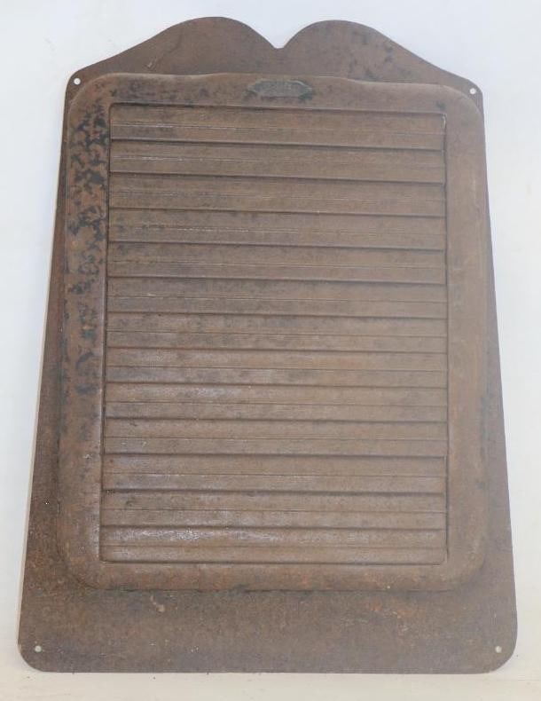 Early Automobile Irving Arctic Radiator Winter Front (1 of 3)