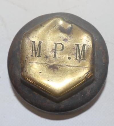 M.P.M. Brass Threaded Automobile Hubcap (1 of 2)