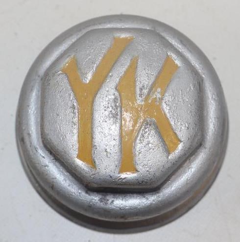 Yellow Knight Threaded Automobile Hubcap (1 of 2)