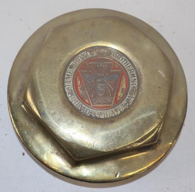 James Boyd & Brother Inc. Brass Threaded Automobile Hubcap (1 of 2)