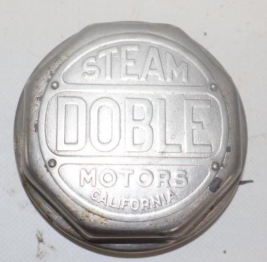 Doble Steam Motors Threaded Automobile Hubcap (1 of 2)