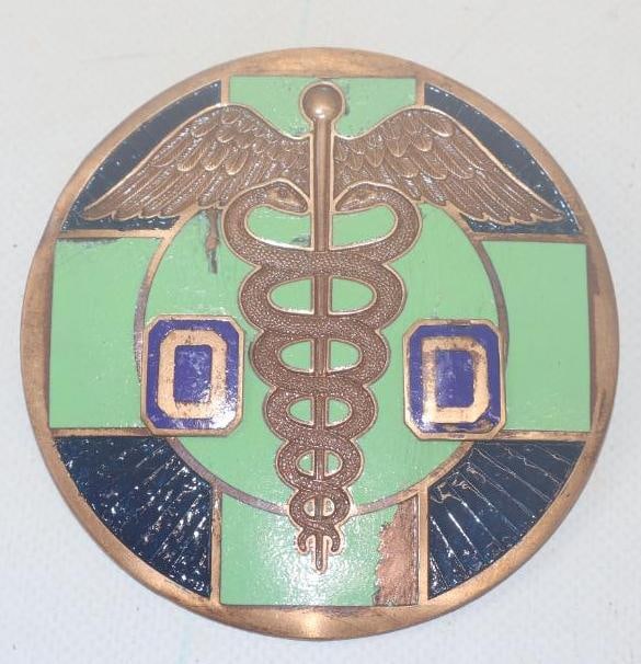 Optometrist Emblem Badge: 3.5" diameter, cloisonne