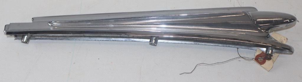 1946 Chevrolet Hood Ornament (1 of 3)
