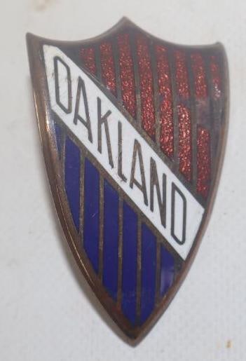 1929-31 Oakland Motor Car Co Cloisonne Automobile Radiator Emblem Badge: 1.50" x 2.50"
